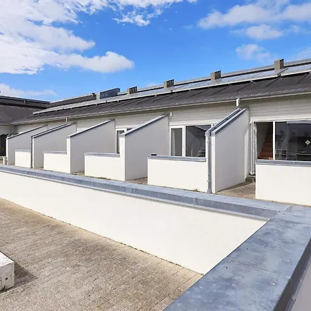 6 Person In Appartement *